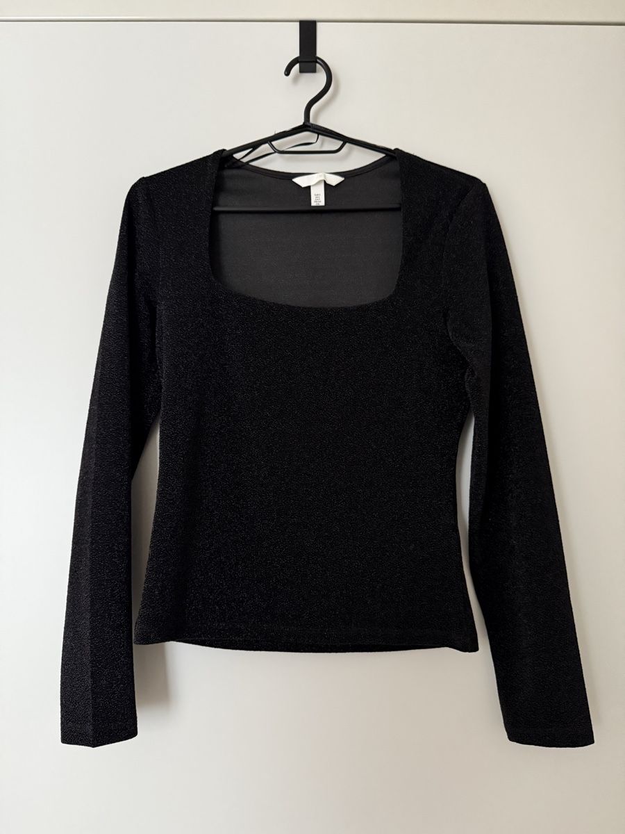 H&M Top: Shiny black long sleeve top – Nuovo (secondo la descrizione) da Zürich venduto da kru_8dtk