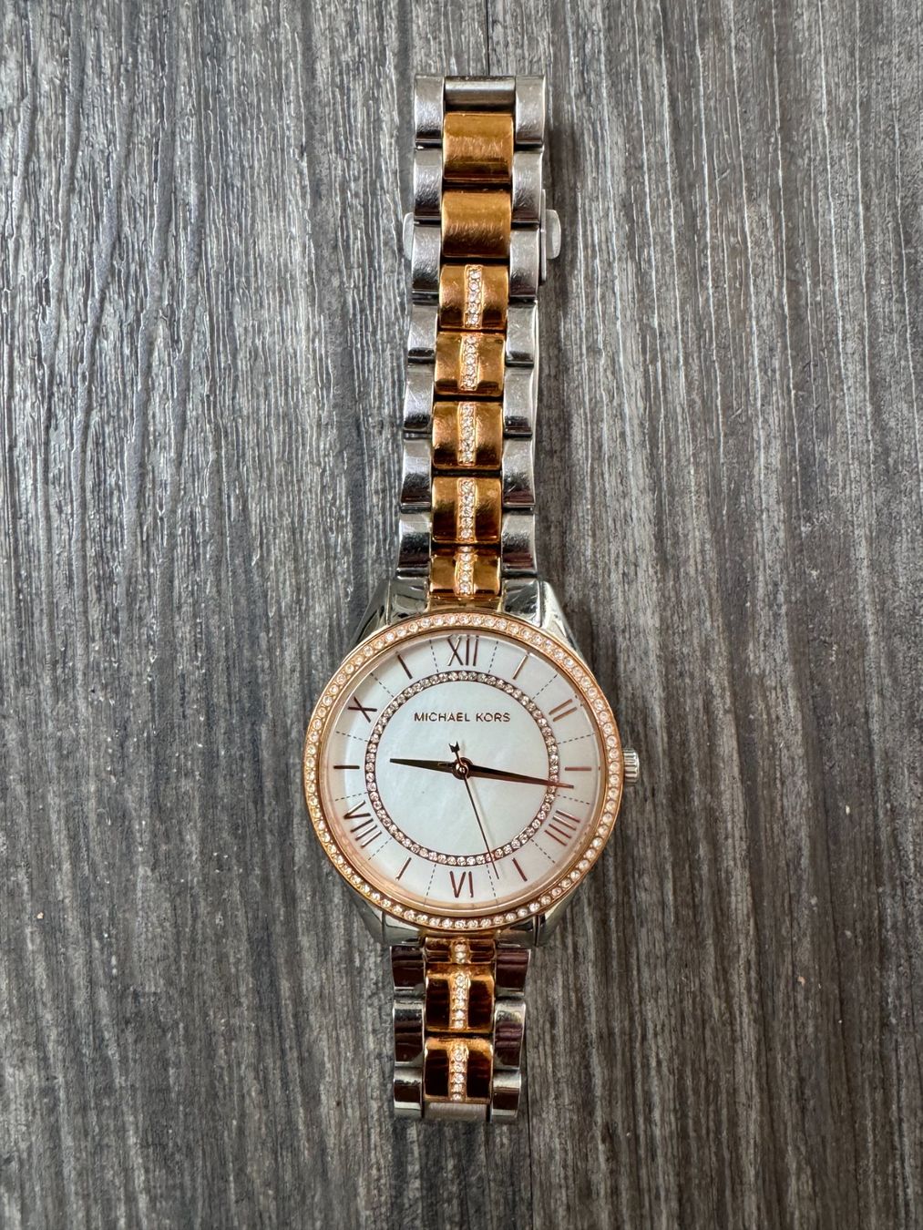 Michael Kors Uhren: Michael Kors Uhr – Gebraucht aus Hägendorf von Kajanine