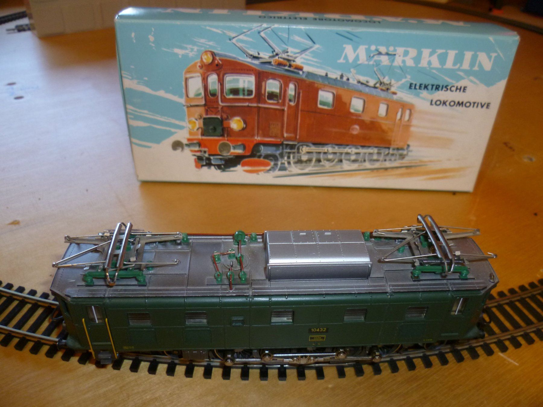 Märklin Modellini di ferrovie: SBB Lok Ae 3_6 II  DC – Usato da Rickenbach BL venduto da umro11