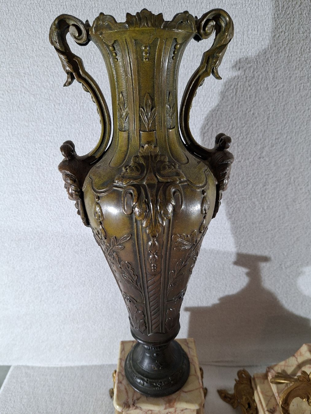 Orologi da terra & Orologi da parete: antike Chemineuhr um 1900 – Usato da Grindelwald venduto da carro5 3