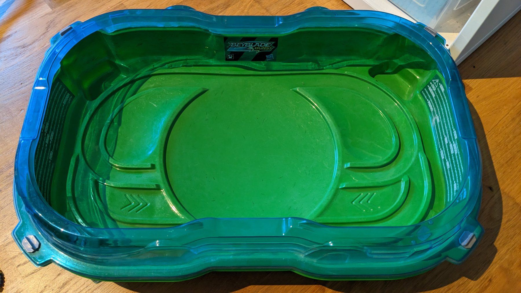 Hasbro Giocattoli: Beyblade Burst Arena mit 12 Blades – Usato da Sutz venduto da Rawypp 1