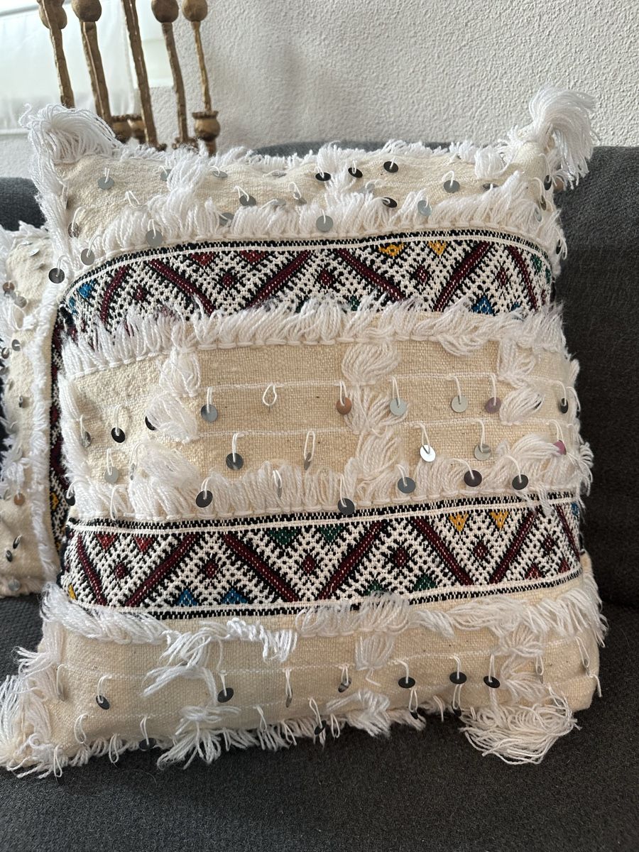Kissen: Berber handgefertigte Kissenbezug – Neu und originalverpackt aus Opfikon von Zentou 1