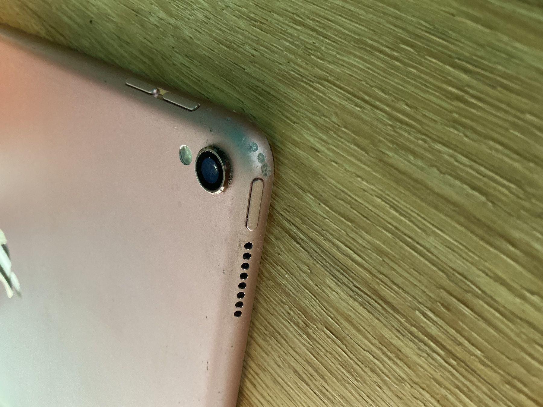 Tablet PC: iPad 2017 10.5 Inch – Gebraucht aus Allschwil von lerie13 2