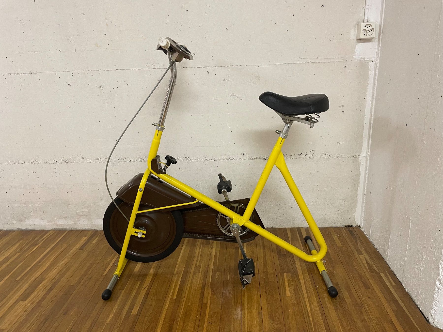 Hometrainer: Home Trainer Velo – Gebraucht aus Steinhausen von pet_v85f 1