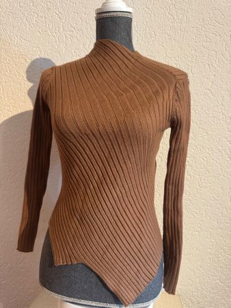 Asymmetrischer Rippstrick-Pullover Braun Gr.XS Gut erhalten