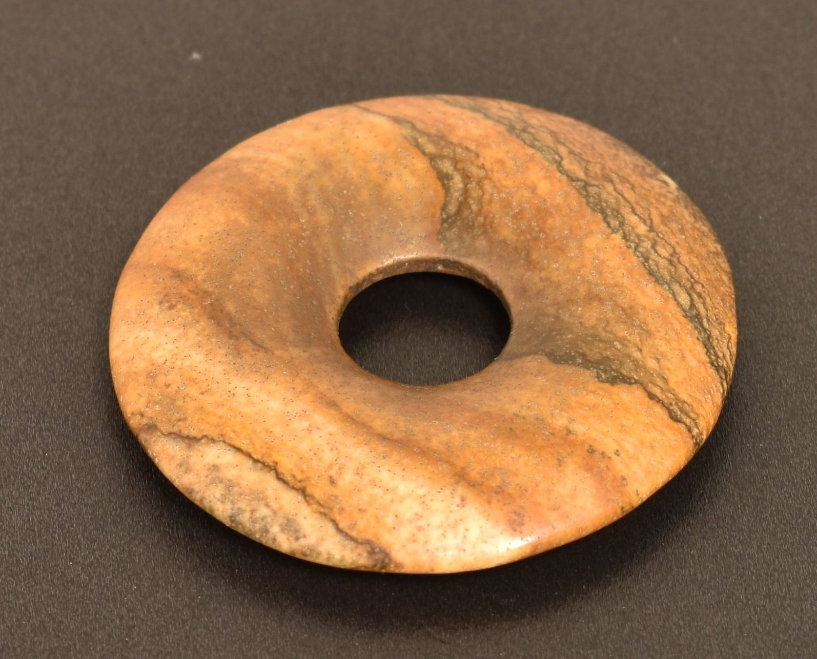 Anhänger: Heilstein-Anhänger "Donut" – Gebraucht aus Azmoos von greenstone13 1