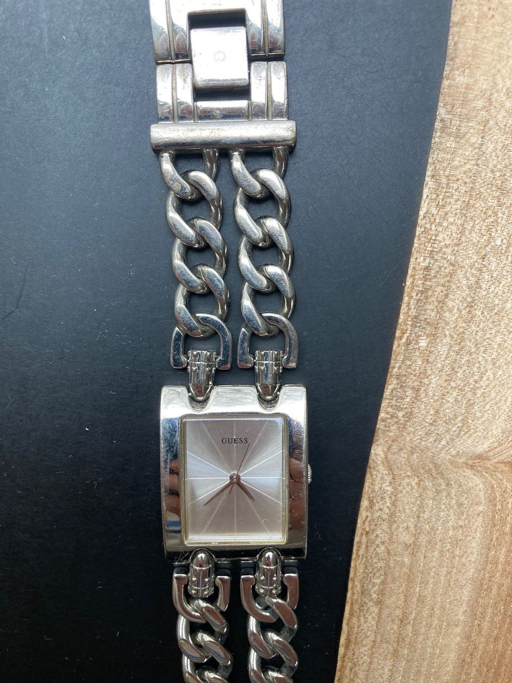 Guess Montres: Guess Damenuhr – D'occasion à Grellingen par fablo_design 1