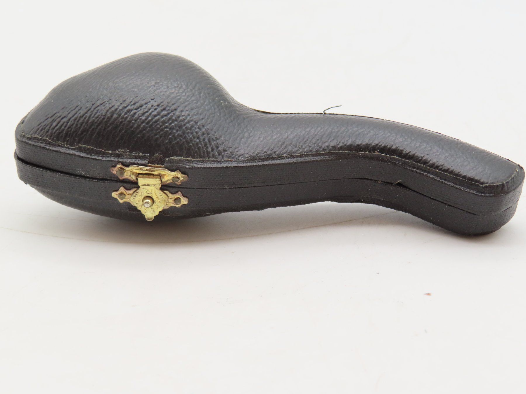 Tabakpfeifen & Zubehör: Meerschaum-Pfeife mit Etui – Gebraucht aus Reinach BL von WBZ-Flohmarkt 7