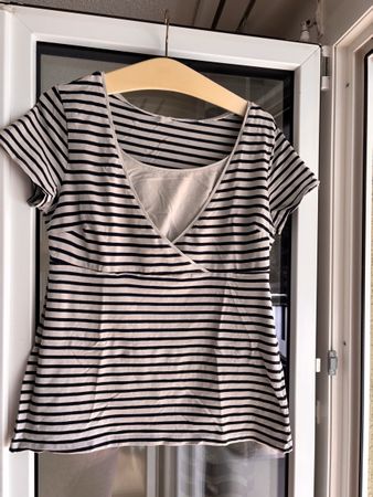 Sommerliches Still Ringel-Shirt, Wickel-Optik, Grösse M