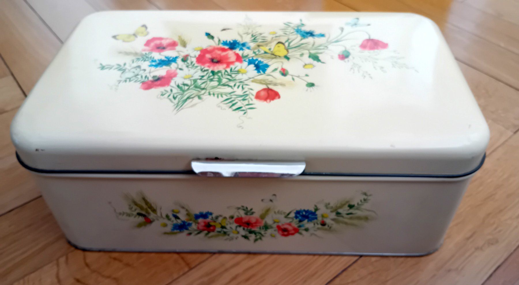 Dosen: Grande boîte à pain vintage, métal, décor prairie et fleurs – Gebraucht aus Neuchatel von Vlenoble