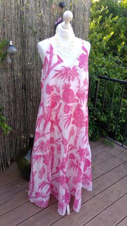 Longue Robe blanche motifs rose pink by H&M, taille M, NEUF