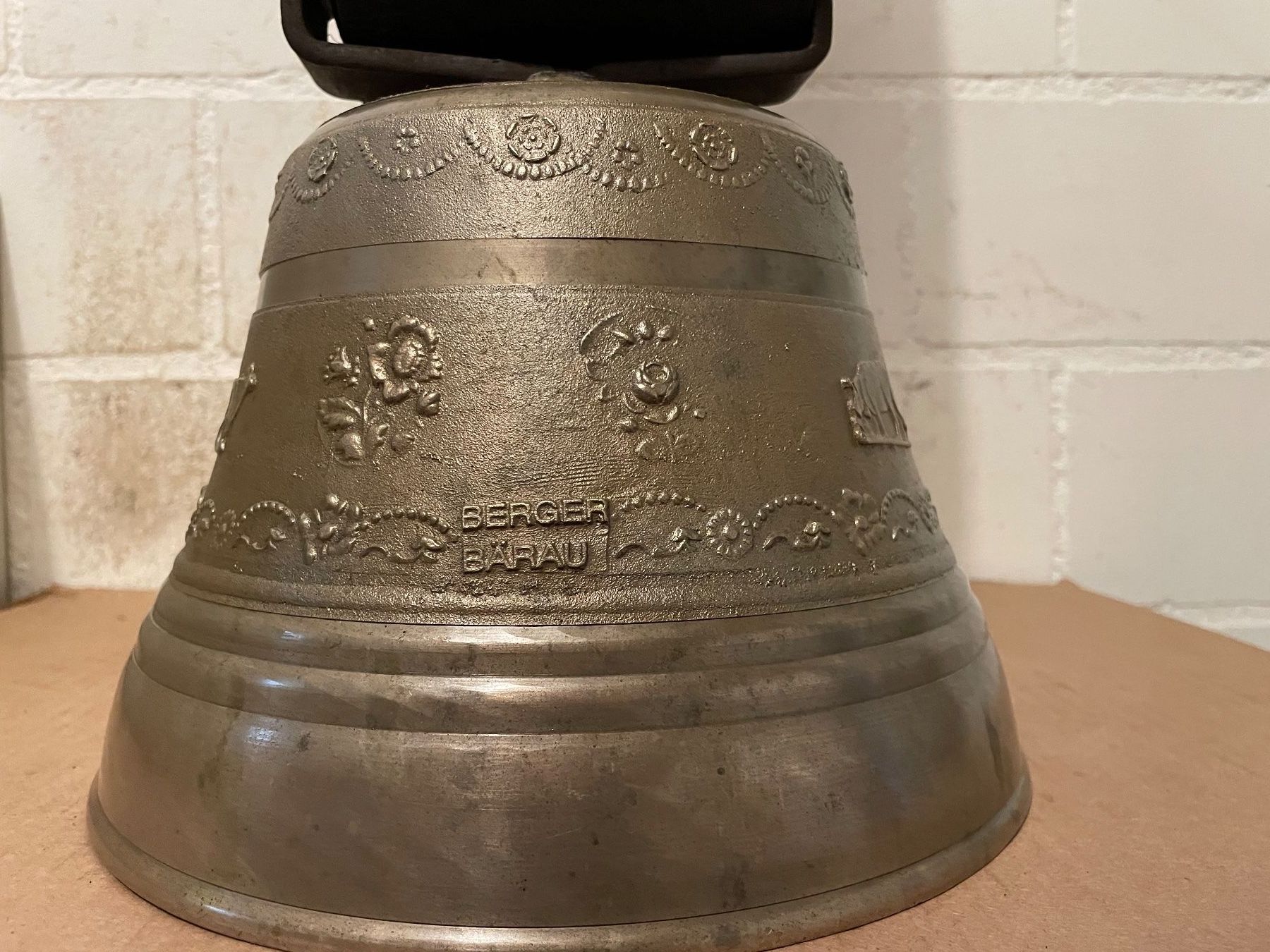 Campanacci mucche: Alte Berger - Glocke ab 1.00 Fr. – Usato da Birrhard venduto da magisto52 5