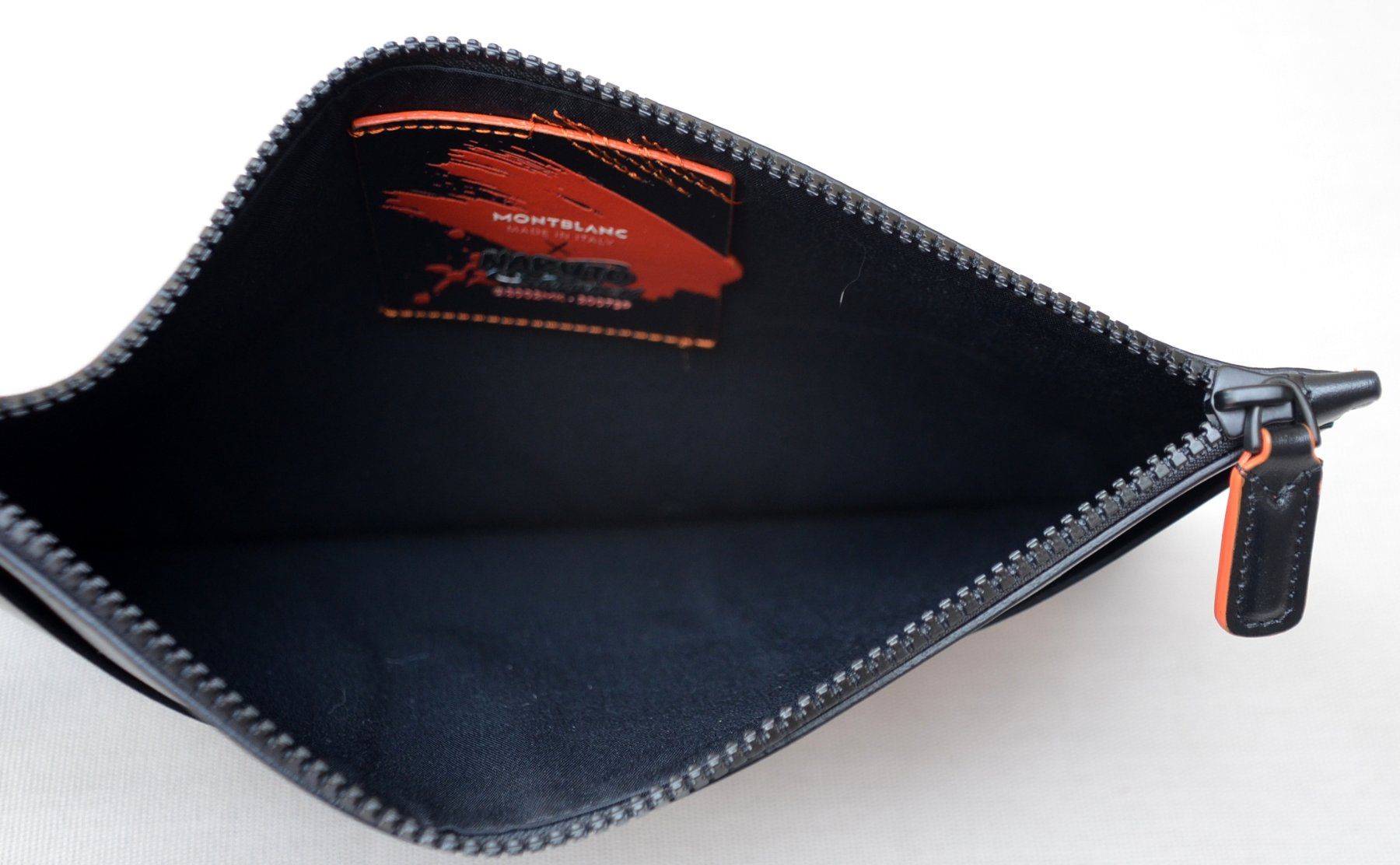 Montblanc Borse: Montblanc X Naruto Pouch Pochette Tasche – Usato da Collonges venduto da Auganien 5