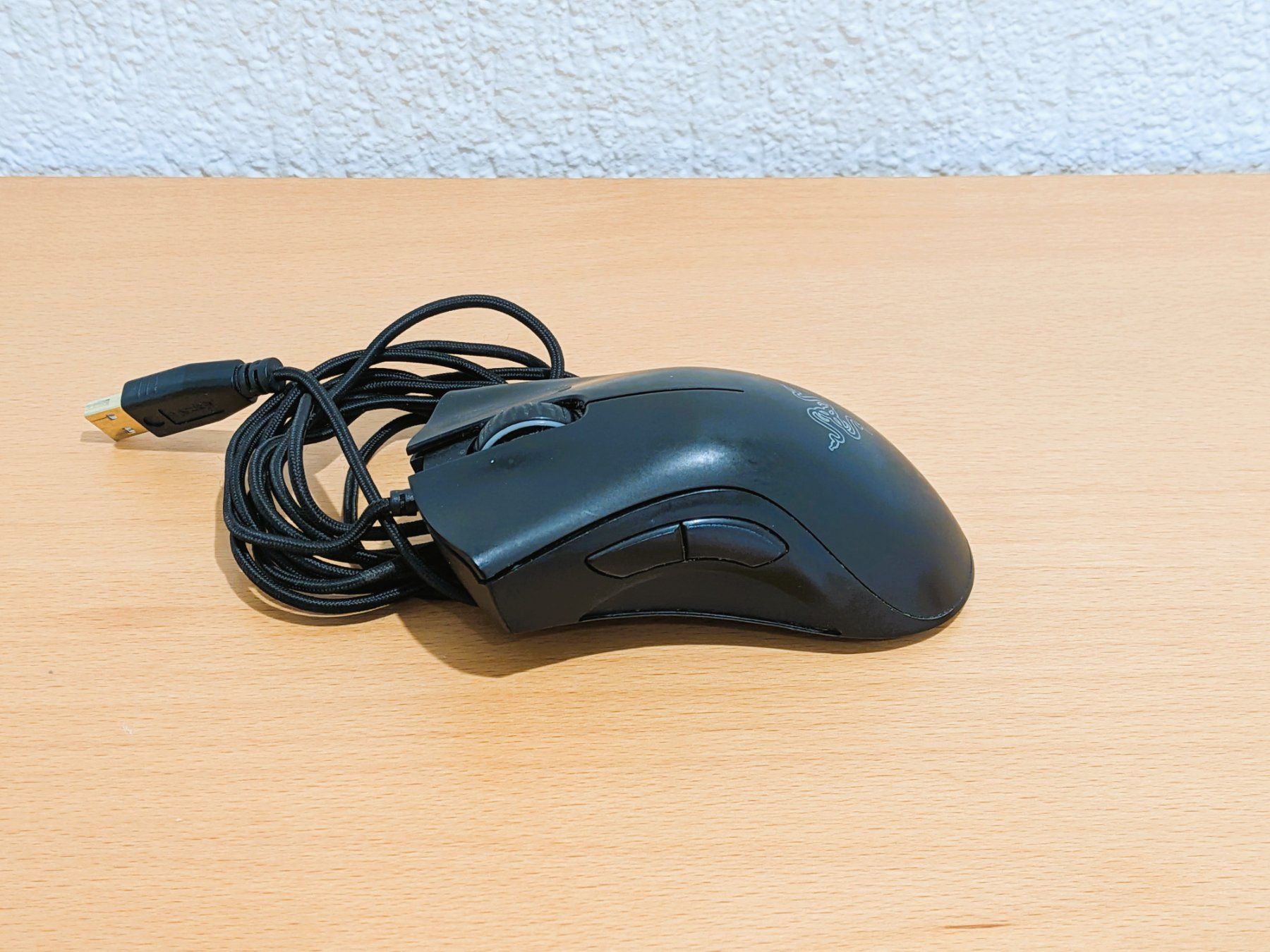 Razer Souris: Razer Deathadder Chrome - Gebraucht – D'occasion à Pfäffikon SZ par RainerZuefall