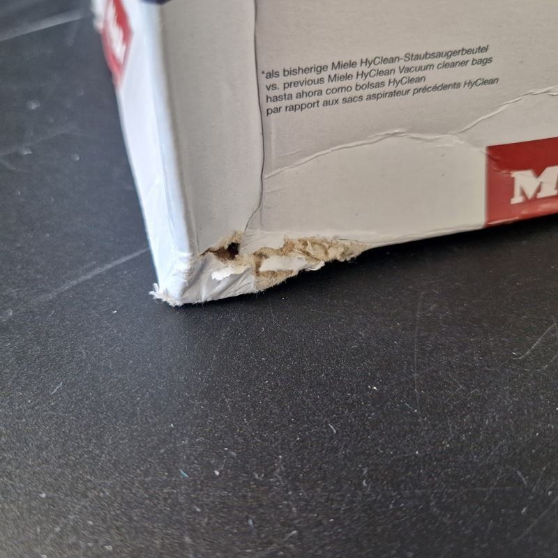 Miele Altro per la casa: MIELE HyClean 8x Staubsaugersäcke + 4 Filter – Usato da Muhen venduto da Restwert_Muhen 4