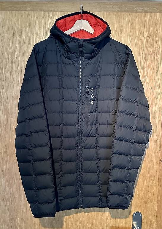 Jacken: Volcom Down Jacket | Daunen Jacke | DWR | Large – Gebraucht aus Zermatt von pet_5wmr