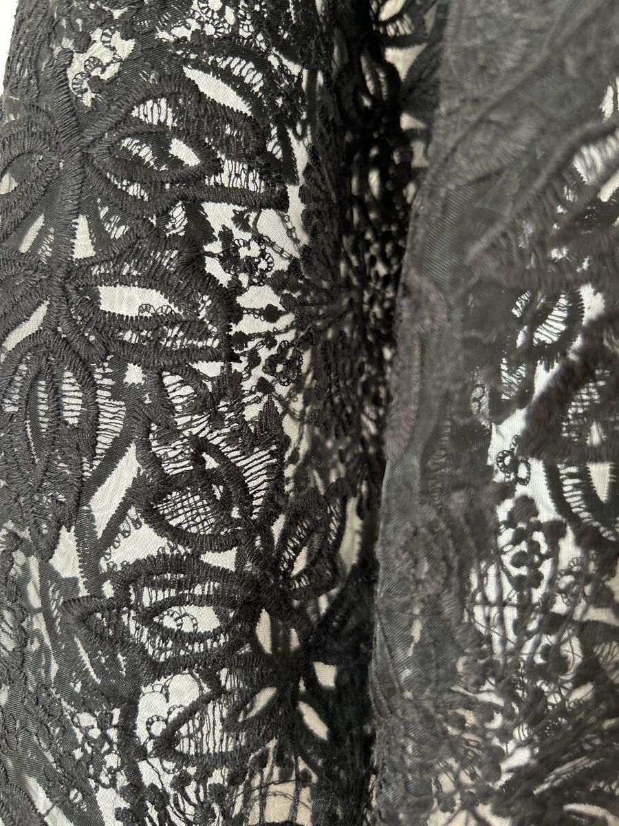 Sisley Top: Schwarzes Sisley Spitzen-Top, Gr. S/M – Usato da Schwarzenbach SG venduto da spa_28pd 1