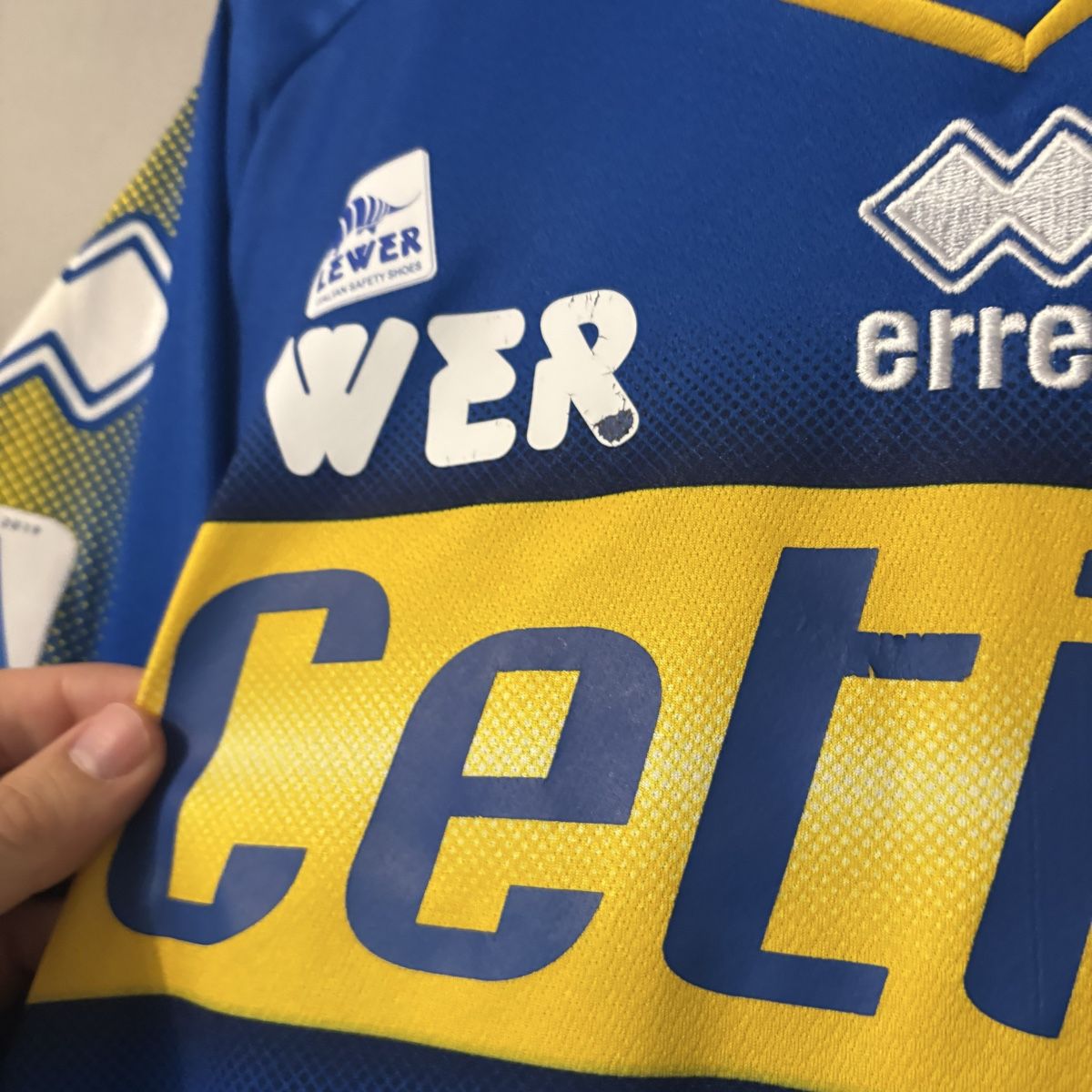 Canottiere & Pantaloni: Parma Calcio Trikot Errea – Usato da Winterthur venduto da LaBodega 4