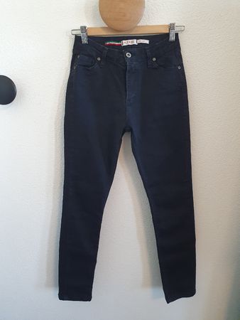 Please Jeans