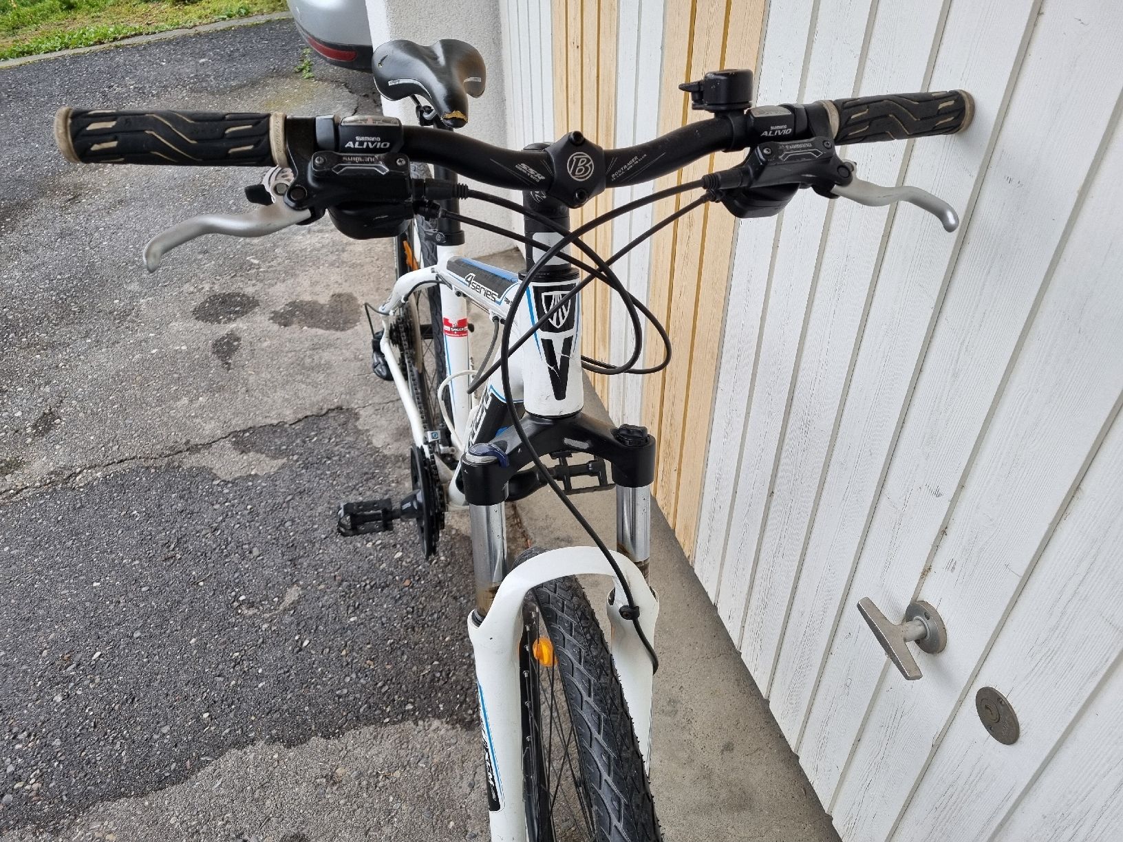 Trek Velos: Trek 4-series 4500 – Gebraucht aus Geiss von  2