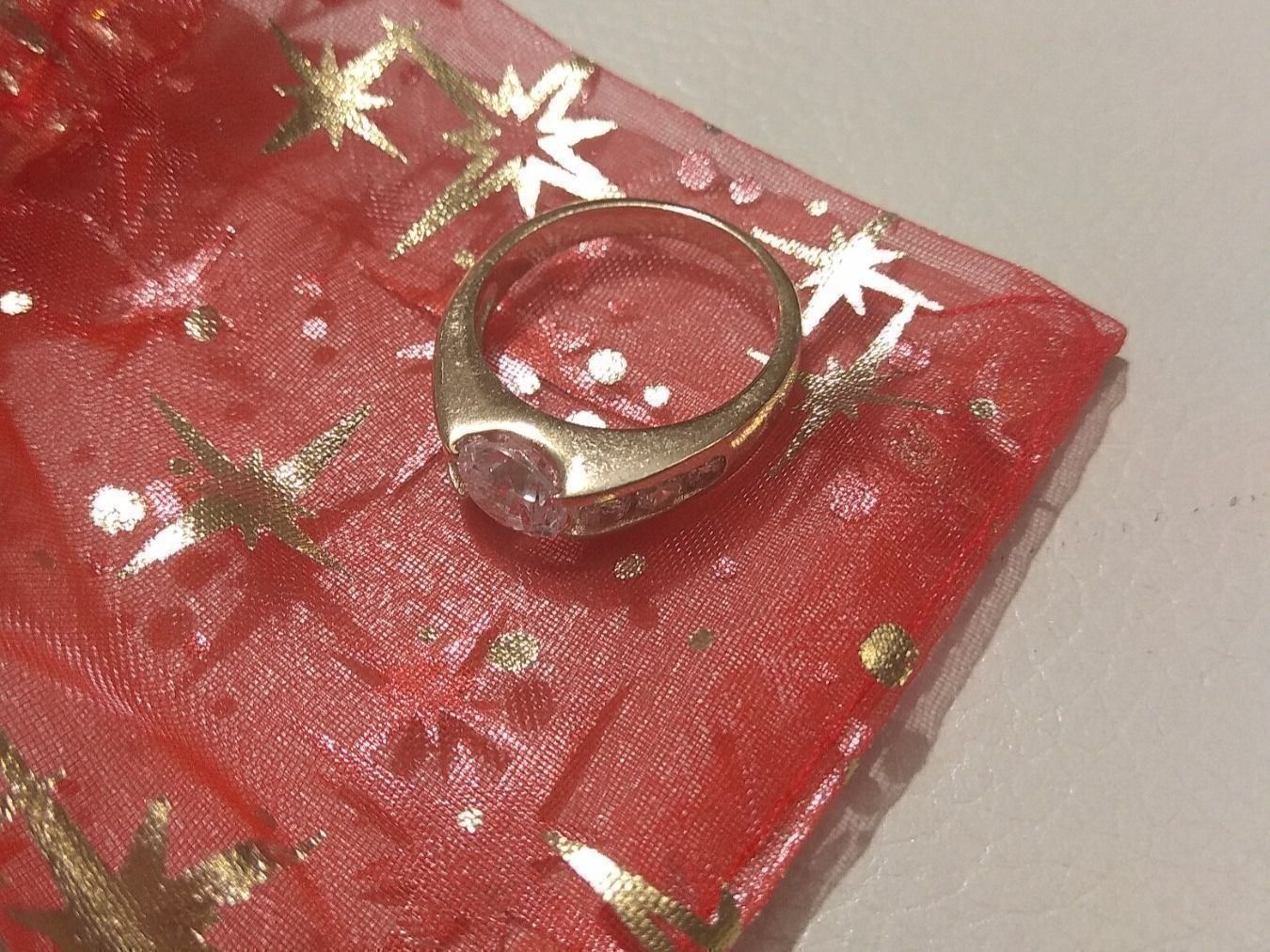 Anelli: Hochwertiger vergoldeter Zirkonia Ring Gr. 55 – Nuovo e nell'imballaggio originale da Münchenbuchsee venduto da Daniel0133 1