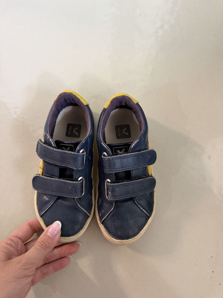 Scarpe per ragazzi: Veya Kinder Sneakers, Gr 27 – Usato da Frenkendorf venduto da anbo1989 1