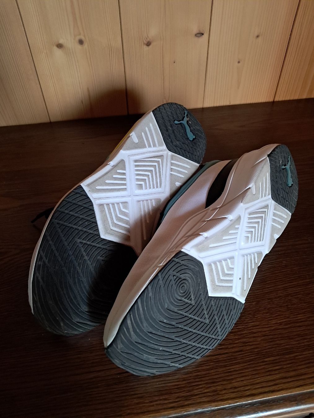 Puma Scarpe da uomo: Puma Turnschuhe Gr.40 – Usato da Boll venduto da Fabischa 2