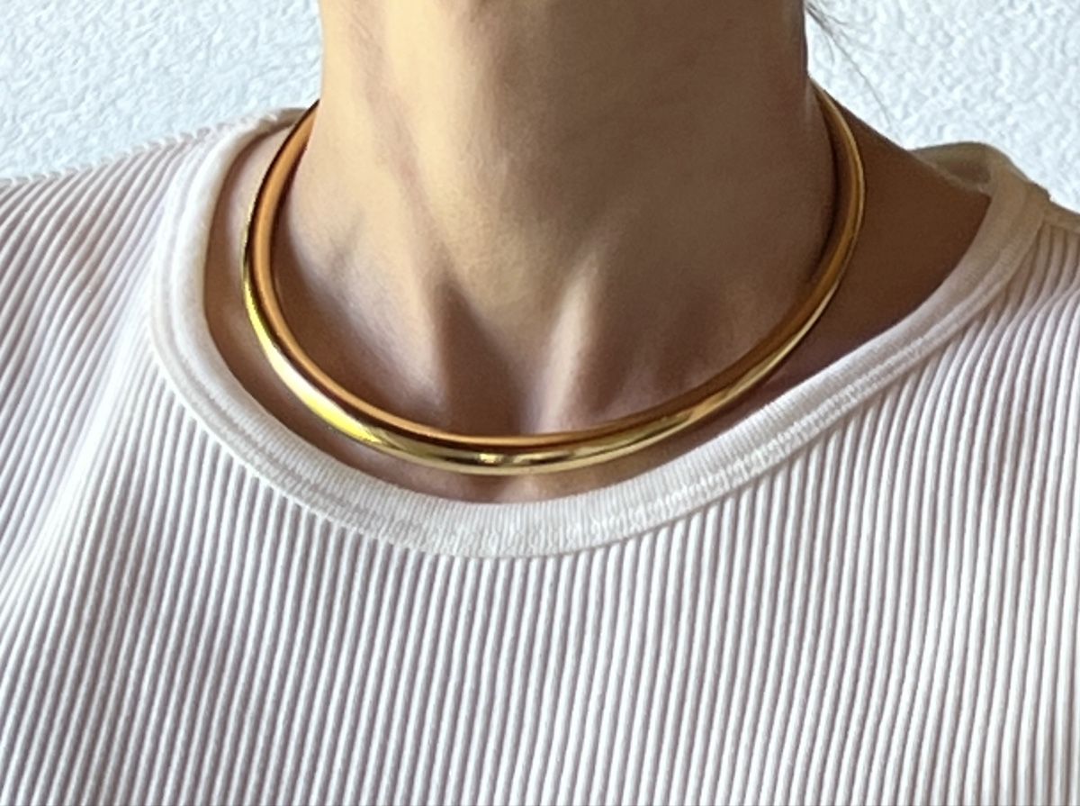 Ketten: Collier rigide doré neuf – Neu (gemäss Beschreibung) aus Granges (Veveyse) von Hey-ya