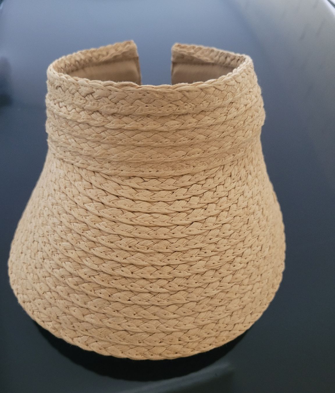 Copricapi, berretti & cappellini: Sonnenschutz mit Stil! – Usato da Bünzen venduto da Milly32 1
