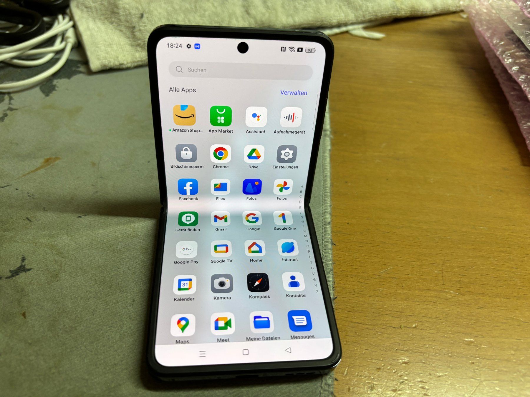 Oppo Telefoni cellulari / Smartphones: OPPO Find N2 Flip 256Gb #51 – Usato da Au SG venduto da bah_6f5w 4