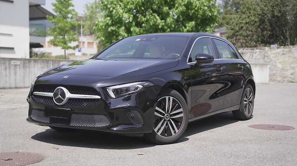Autos: MERCEDES-BENZ A 250 e Progressive – D'occasion à St-Légier-Chiésaz par FabianWanner1806