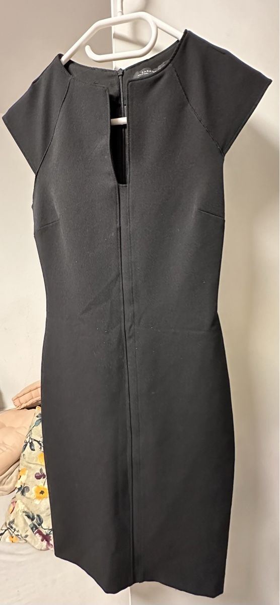 Zara Kleider: Schwarzes Kleid ZARA Gr. XS – Gebraucht aus Dübendorf von nat_h9wg