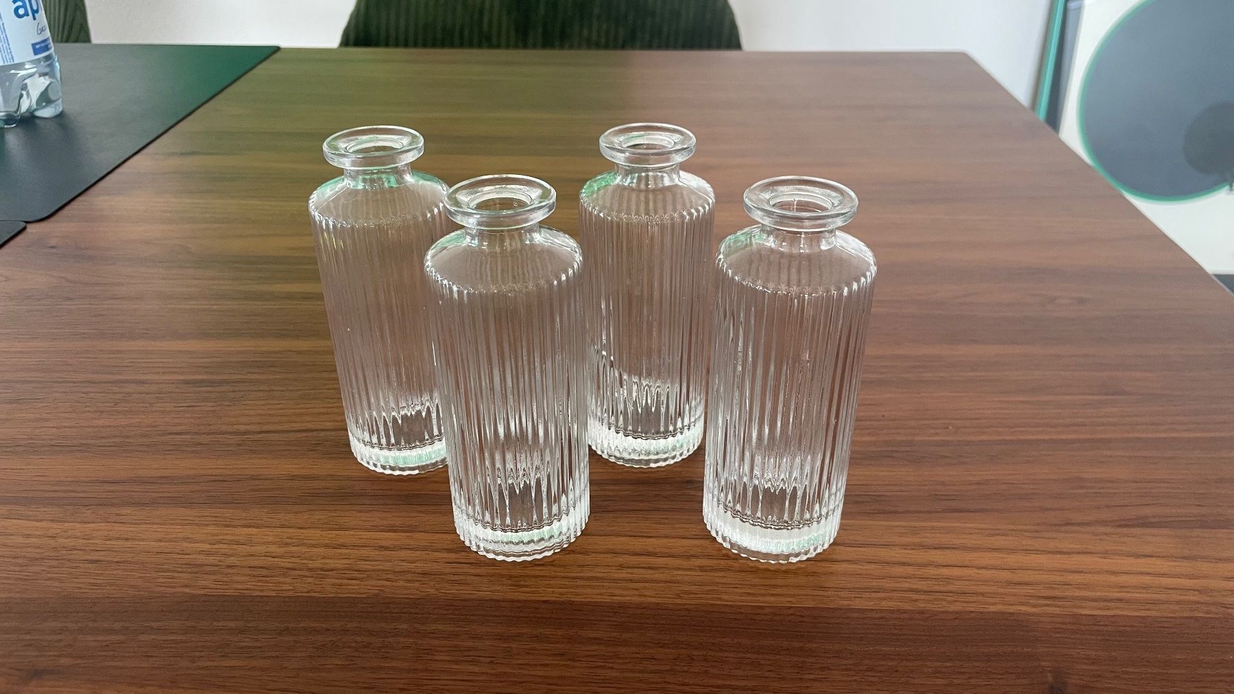 Vasi & Recipienti: 4 Glasvasen geriffelt klein – Usato da Wetzikon ZH venduto da Filopf