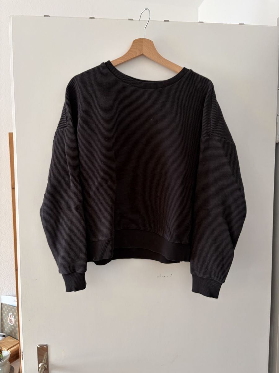 Maglioni & Felpe: Schwarzer Pulli von Tarzan – Usato da St. Gallen venduto da tep_8bkv