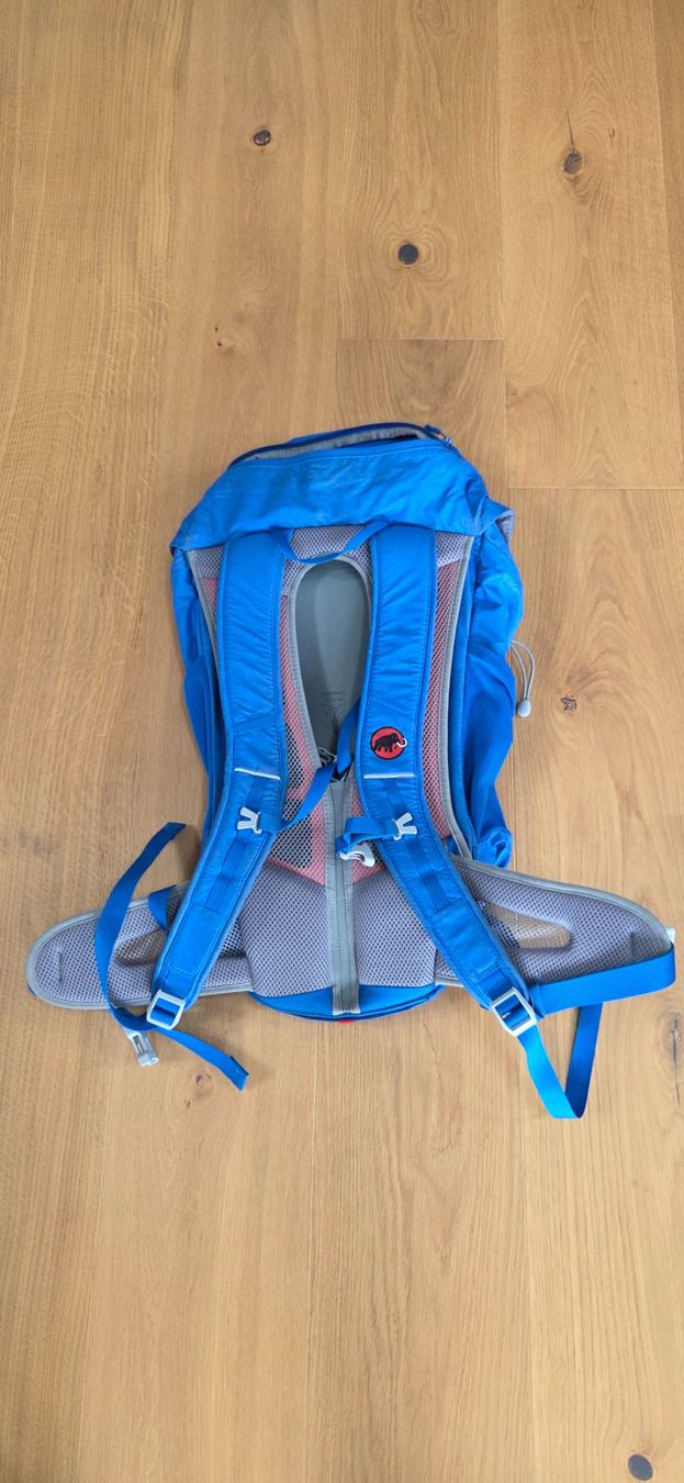 Mammut Rucksäcke: Mammut Rucksack – Gebraucht aus Hindelbank von barteli 1