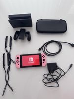 Nintendo Switch komplett mit Original-Zubehör & Tasche