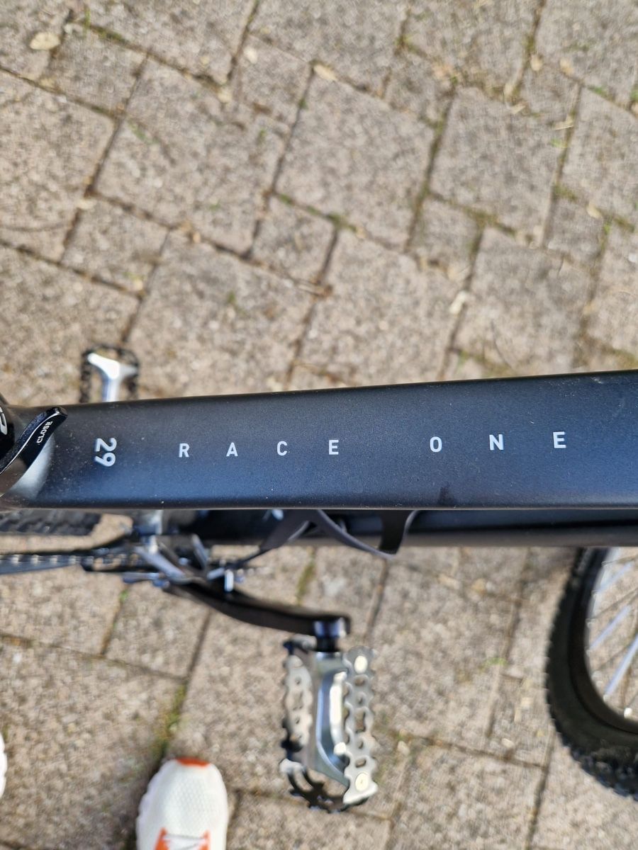 Velos: Velo – Gebraucht aus Rapperswil SG von Gemstonebyyo 2