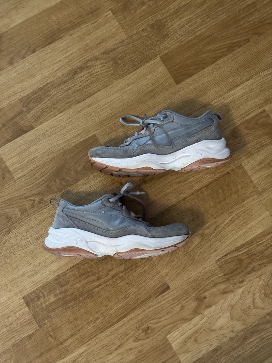 Puma Scarpe da donna: Puma Sneakers – Usato da Zürich venduto da lionsk 1