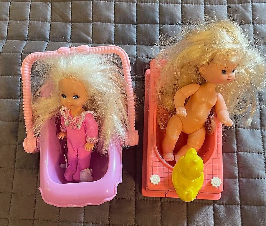 Puppen: 2 bébés poupées Barbie – Gebraucht aus St-Légier-Chiésaz von refpmeak01