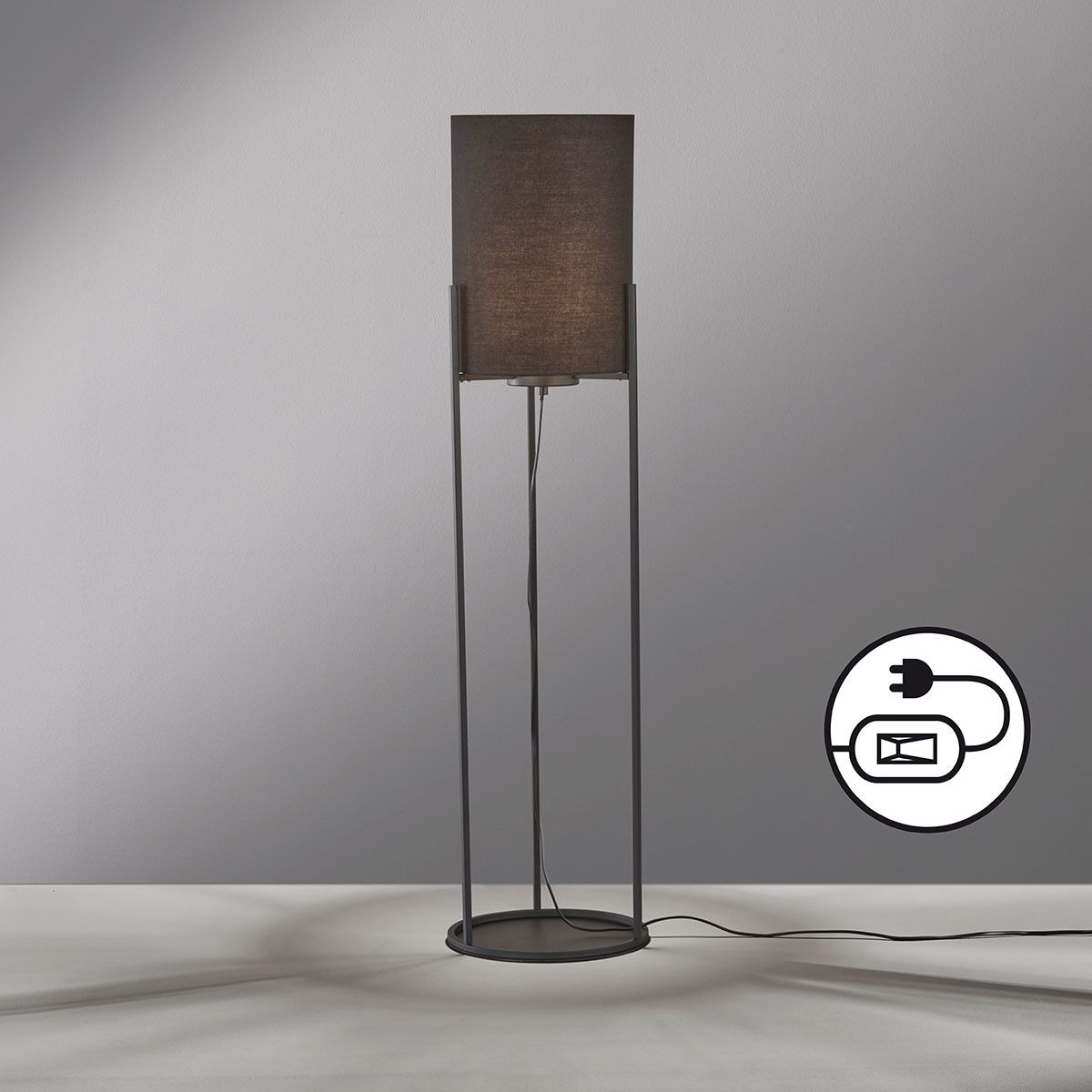 Lampade: Stehleuchte, Stoffschirm, 114 cm Höhe – Nuovo (secondo la descrizione) da Kreuzlingen venduto da Smart-Light