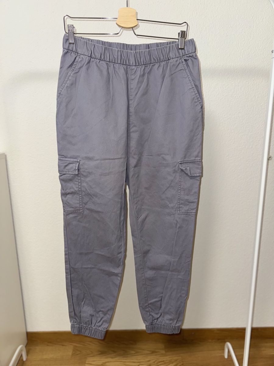 H&M Pantaloni: Cargohose Stoffhose grau Grösse M – Nuovo (secondo la descrizione) da Ebikon venduto da jov_w5ww