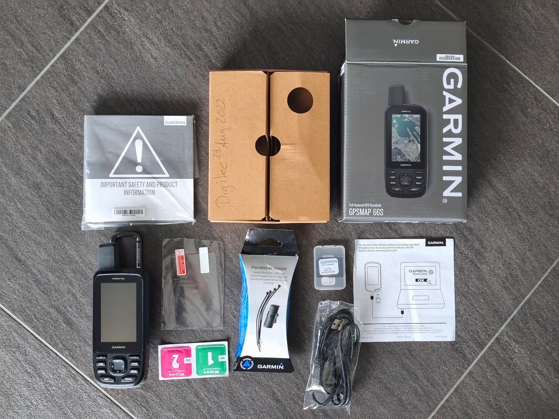 Garmin Navigatori: Garmin GPSMAP 66s mit Zubehör – Usato da Jegenstorf venduto da Juchlistock 2