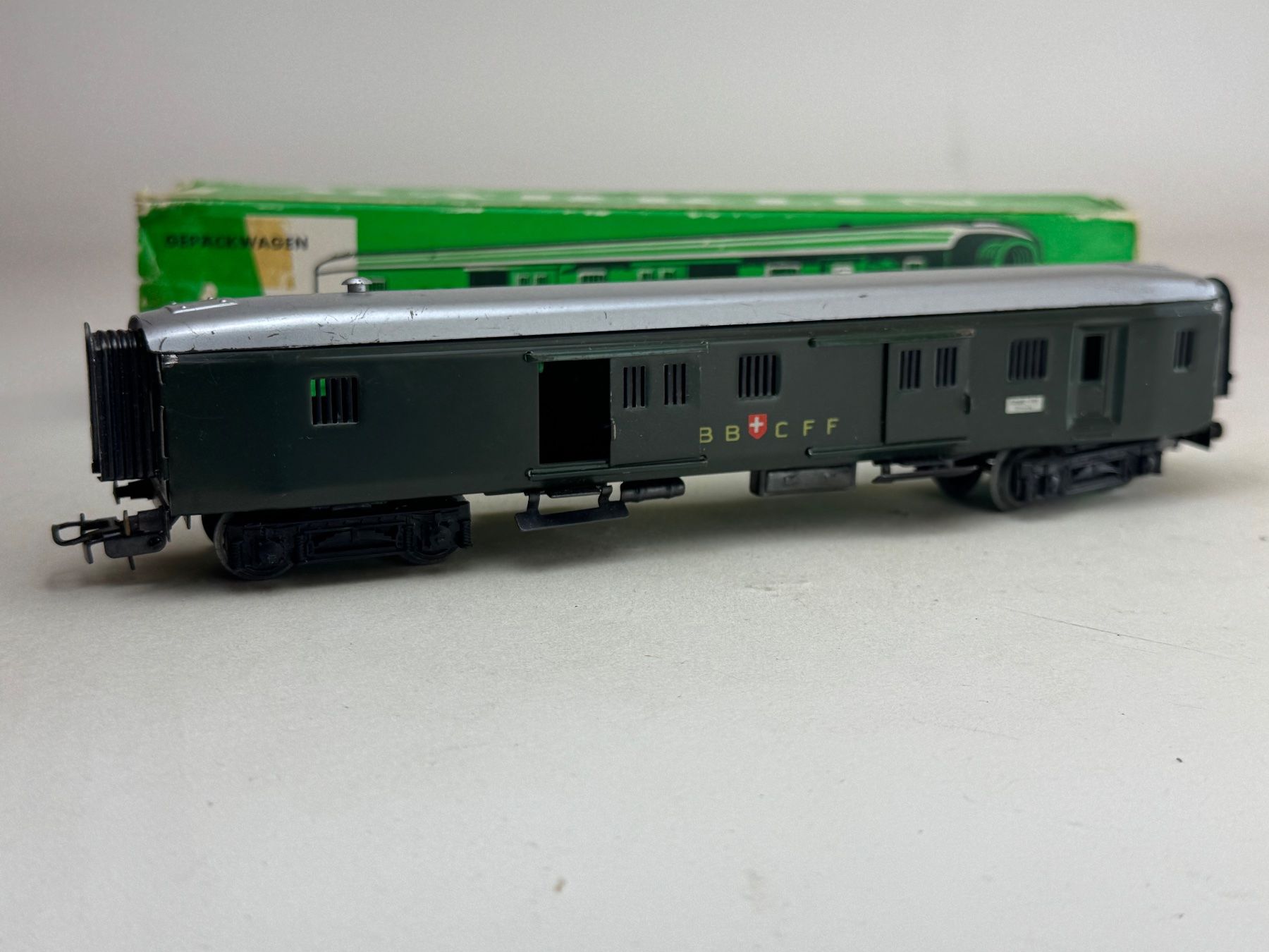 Märklin Modellini di ferrovie: EB-  Märklin Gepäckwagon SBB – Usato da Elm venduto da Wikmtz 1