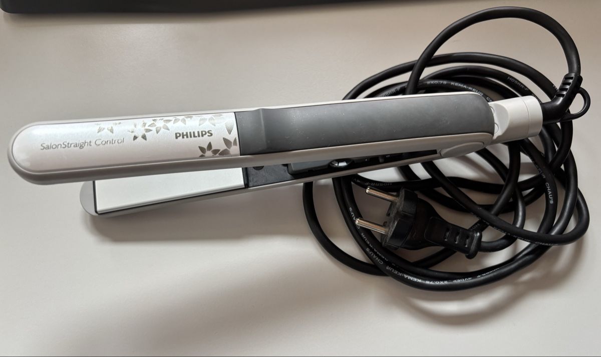 Philips Fers à boucler & lisser: Philips Glätteisen SalonStraight Control – D'occasion à Uetikon am See par ansi2601 4