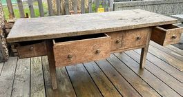 Antiker Rustikaler Holztisch