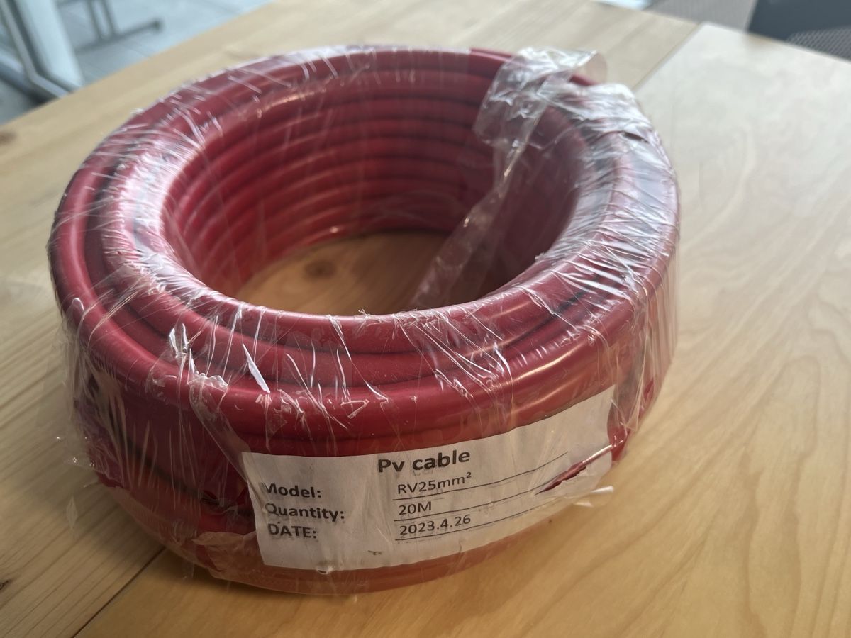 Cavi: PV Kabel Rot 25mm2 20m  – Nuovo e nell'imballaggio originale da Mönchaltorf venduto da Sonneric
