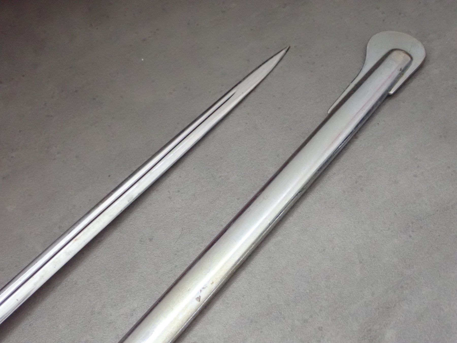 Stichwaffen: Sabre officier suisse. Lame gravée. – Gebraucht aus Onex von mac_w8c2 6