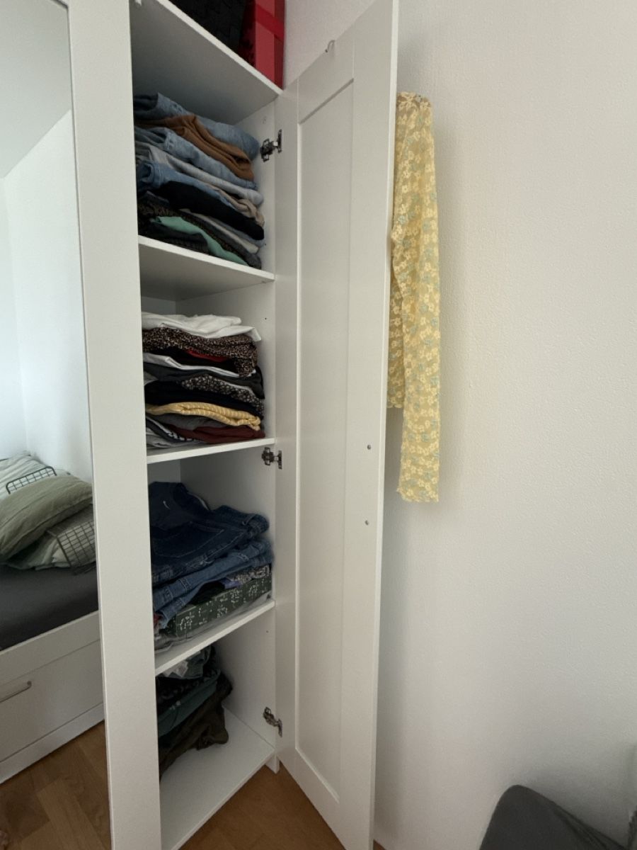Schränke: Kleiderschrank  – Neu (gemäss Beschreibung) aus Chur von man_6xk7 1