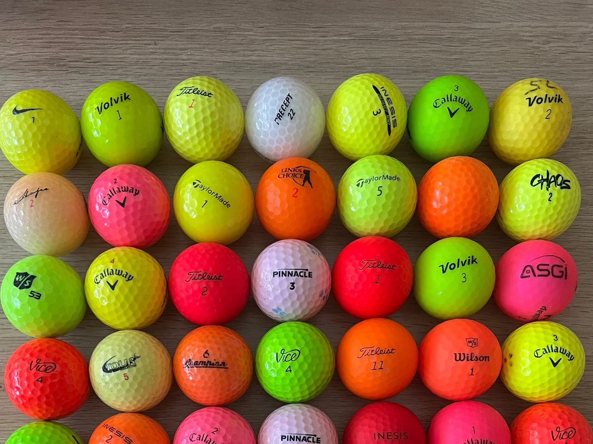 Palloni: 49 Stück gewaschene Golfbälle – Usato da Oberburg venduto da Serbus 2