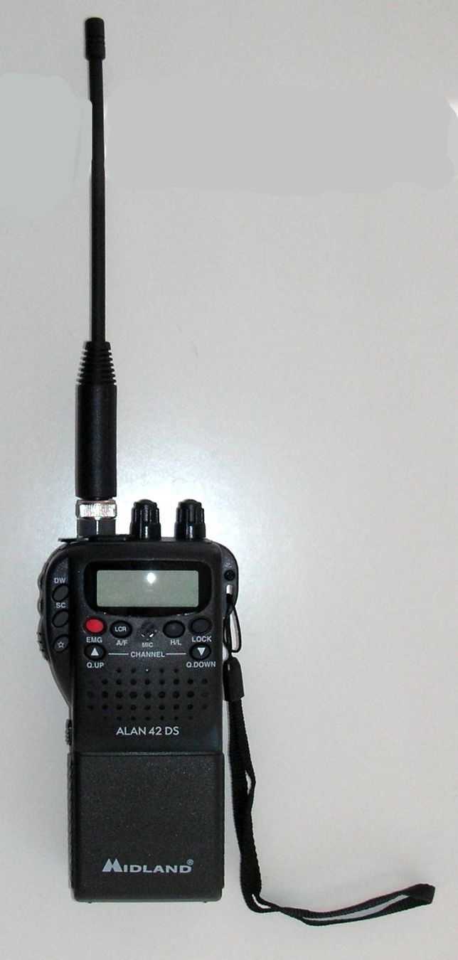 Midland Radiocomunicazione: CB-Handfunkgerät Midland Alan 42 DS – Nuovo e nell'imballaggio originale da Wetzikon ZH venduto da kleinerfunk 2